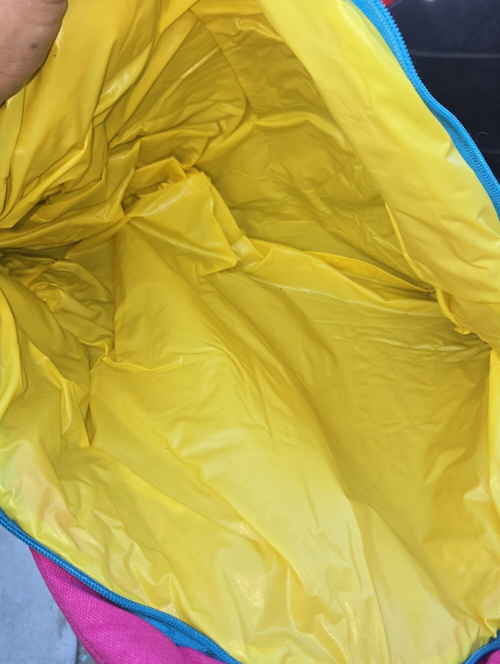 90s Colorful Fish Beach Bag - Picture 6 of 7